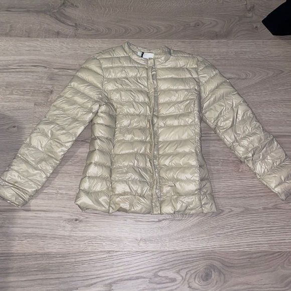 H&M Jackets & Blazers - H&M puffer jacket 👌🏼